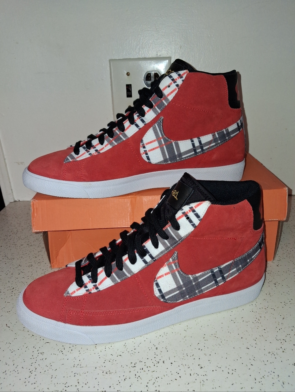 SIZE 11.5M - NIKE BLAZER MID PRM, BEN SIMMONS. PRE-OWNED WITH BOX.